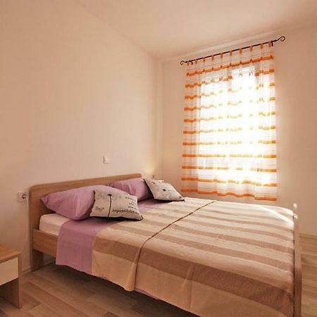 Apartman Petra Apartment Fazana Exterior photo